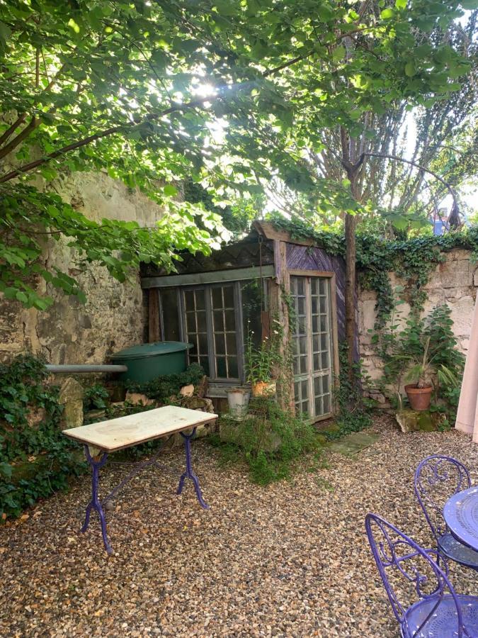 La Petite Maison 瓦卢瓦地区克雷皮 外观 照片
